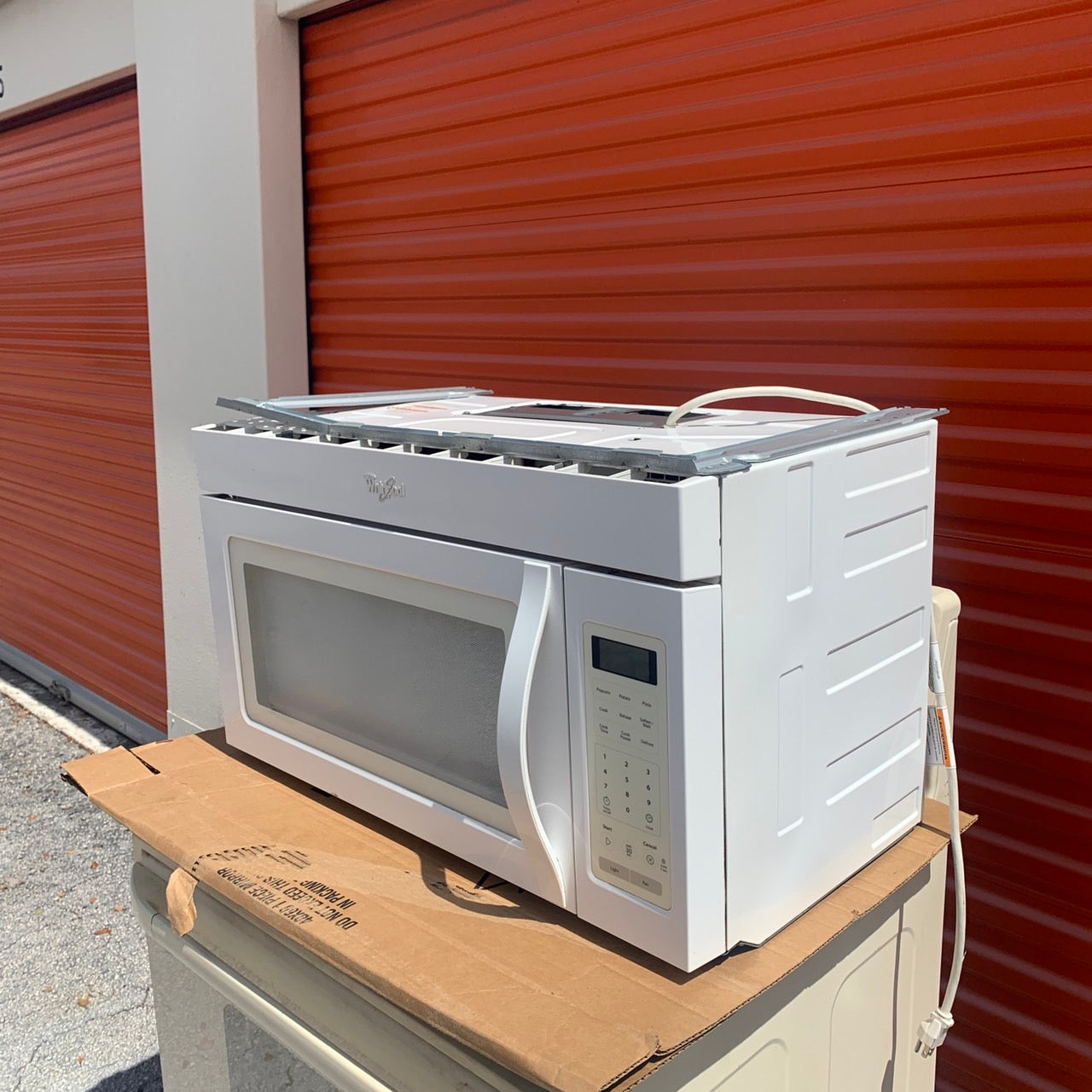 Whirlpool Over-the-Range Microwave Whirlpool Over-the-Range Microwave